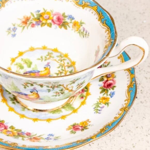 Vintage CHELSEA BIRD Royal Albert Cup and Saucer Set Gold Blue Floral England - Picture 3 of 3
